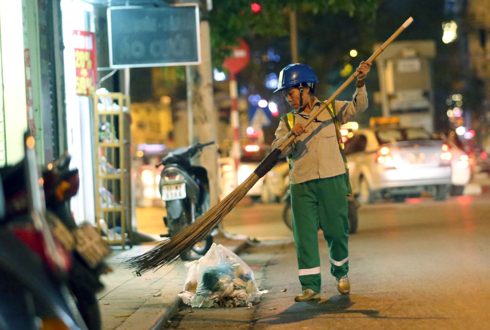 Giáo dưỡng có thể bù đắp lại sự thiếu hụt về văn hóa, nhưng văn hóa lại không thể bù đắp cho khoảng trống của sự giáo dưỡng. 